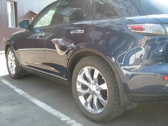 2005 Infiniti FX35 Pictures