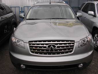 2005 Infiniti FX35 Photos