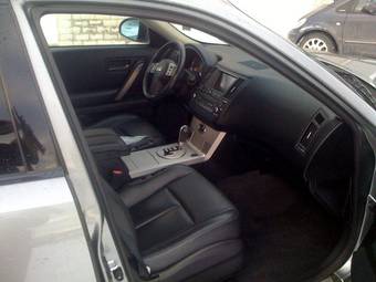 2005 Infiniti FX35 Photos