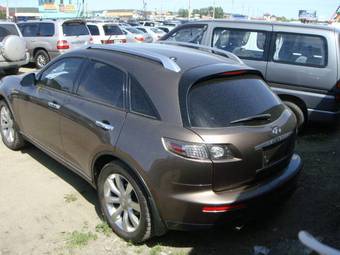 2005 Infiniti FX35 Photos