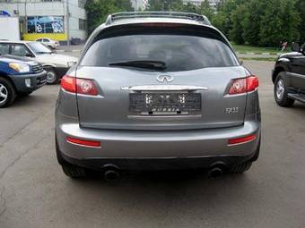 2005 Infiniti FX35 Photos