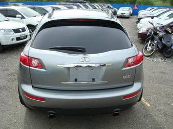 2005 Infiniti FX35 Photos