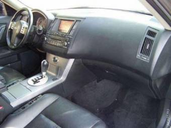 2005 Infiniti FX35 Photos