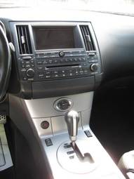 2005 Infiniti FX35 Images