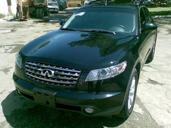 2005 Infiniti FX35 Pictures