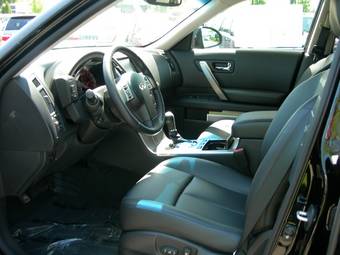 2006 Infiniti FX35 Images