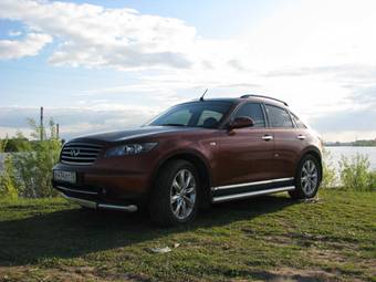 2007 Infiniti FX35 Images