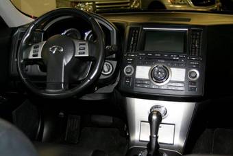 2007 Infiniti FX35 Photos