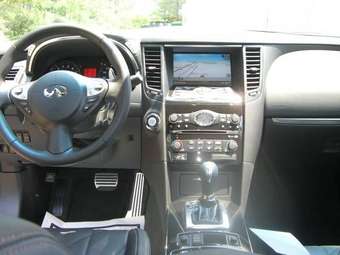2008 FX35