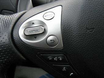 2008 Infiniti FX35 Pictures