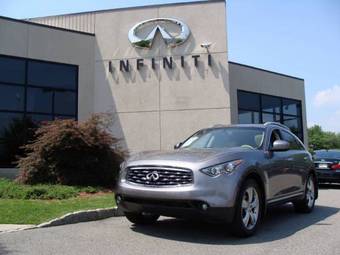 2009 Infiniti FX35 Pictures