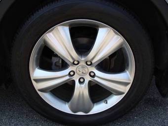 2009 Infiniti FX35 Pics