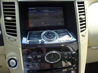 2009 Infiniti FX35 Photos
