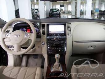 2009 Infiniti FX35 Pictures