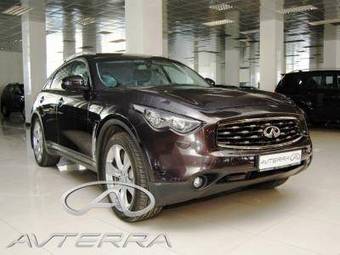 2009 Infiniti FX35 Photos