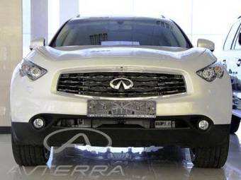 2009 Infiniti FX35 Photos