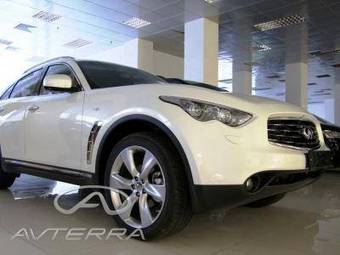 2009 Infiniti FX35 Pictures