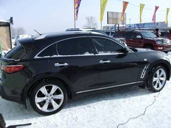 2009 Infiniti FX35 Pictures