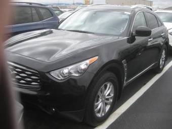 2009 Infiniti FX35 Photos
