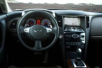 2009 Infiniti FX35 Photos