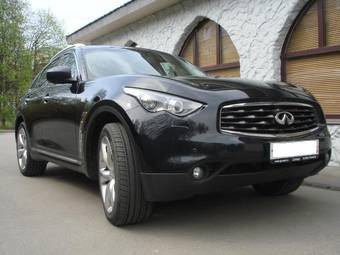 2009 Infiniti FX35 Pictures