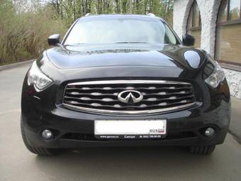 2009 Infiniti FX35 Photos