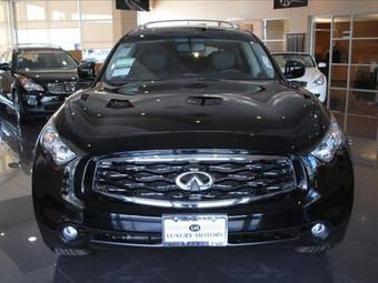 2010 Infiniti FX35 Photos