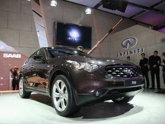 2010 Infiniti FX37 Pictures