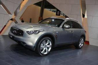 2010 Infiniti FX37 Pictures