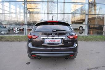 2011 Infiniti FX37 Pics