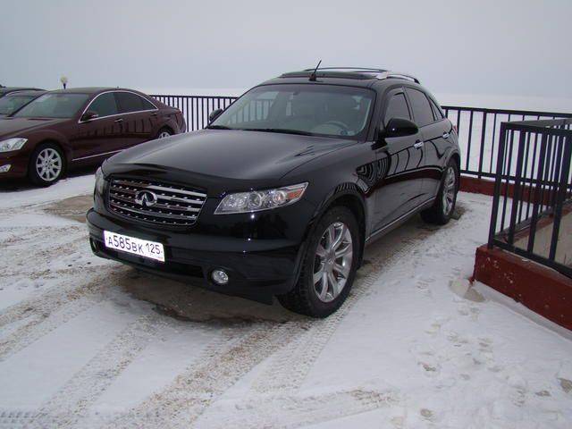 2004 Infiniti FX45