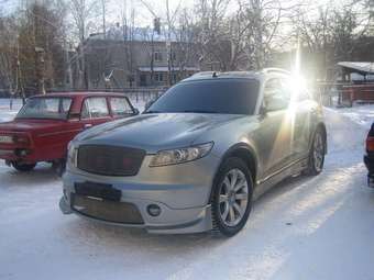 2004 Infiniti FX45 Pictures