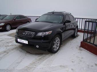 2004 Infiniti FX45 Pictures