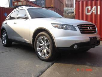 2004 Infiniti FX45 Pictures