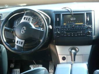 2004 Infiniti FX45 Photos