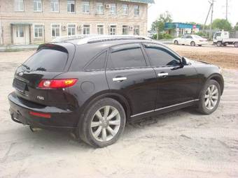 2004 Infiniti FX45 Photos