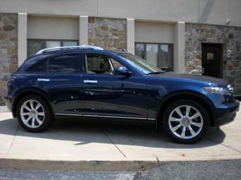 2005 Infiniti FX45 Images