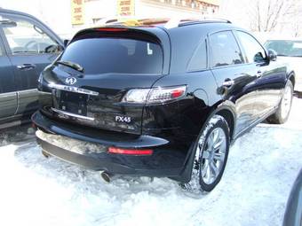 2005 Infiniti FX45 Pictures