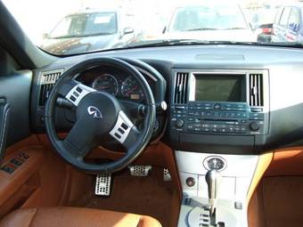 2005 Infiniti FX45 Photos