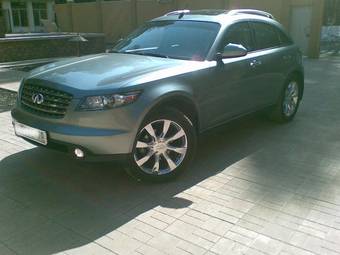 2005 Infiniti FX45