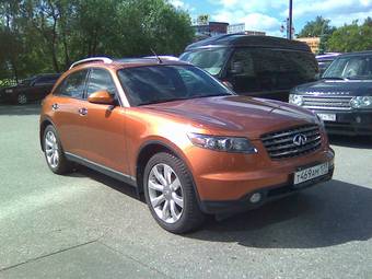 2005 Infiniti FX45 Pictures