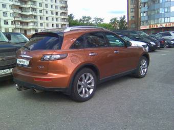 2005 Infiniti FX45 Pics