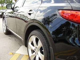 2009 Infiniti FX50 Photos