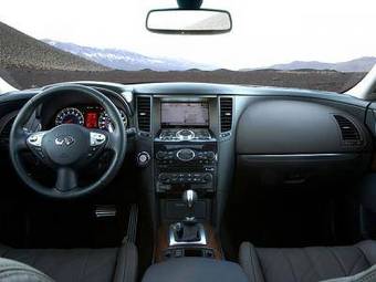 2010 Infiniti FX50 Pictures