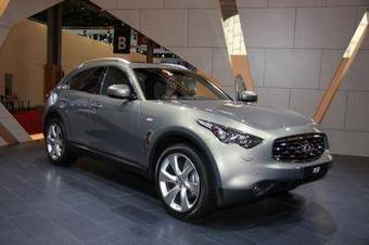 2010 Infiniti FX50 Pics