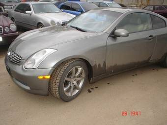 2004 Infiniti G35 Photos