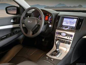 2010 Infiniti G35 Images