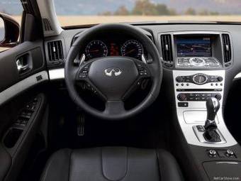 2010 Infiniti G35 Pictures