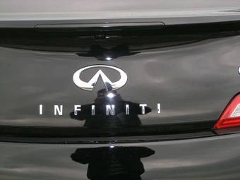 2009 Infiniti G37 Photos