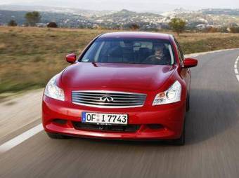 2010 Infiniti G37 Pictures